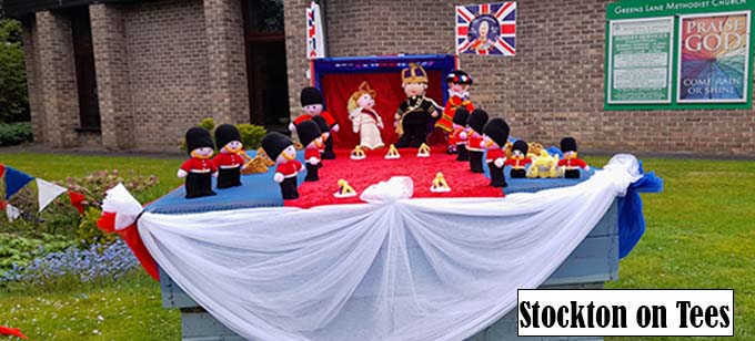 King Charles III & Camilla Queen Consort - Public Display in Stockton-on-tees England  Knitting Pattern by Elaine https://ecdesigns.co.uk